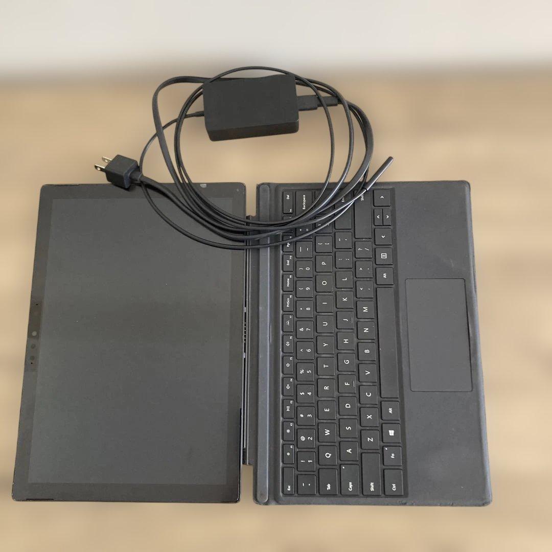 Microsoft Surface Pro 7+ 本体