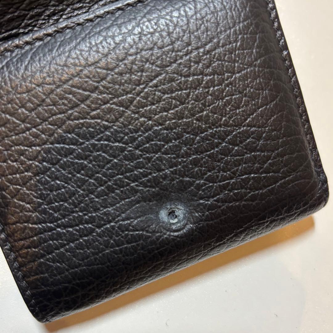 メゾンマルジェラ　三つ折り財布