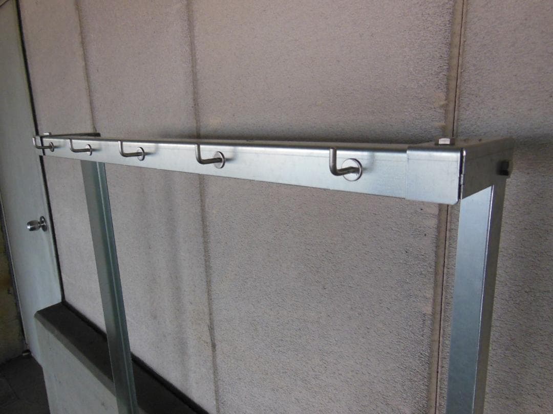 ほうきかけ　かさかけ