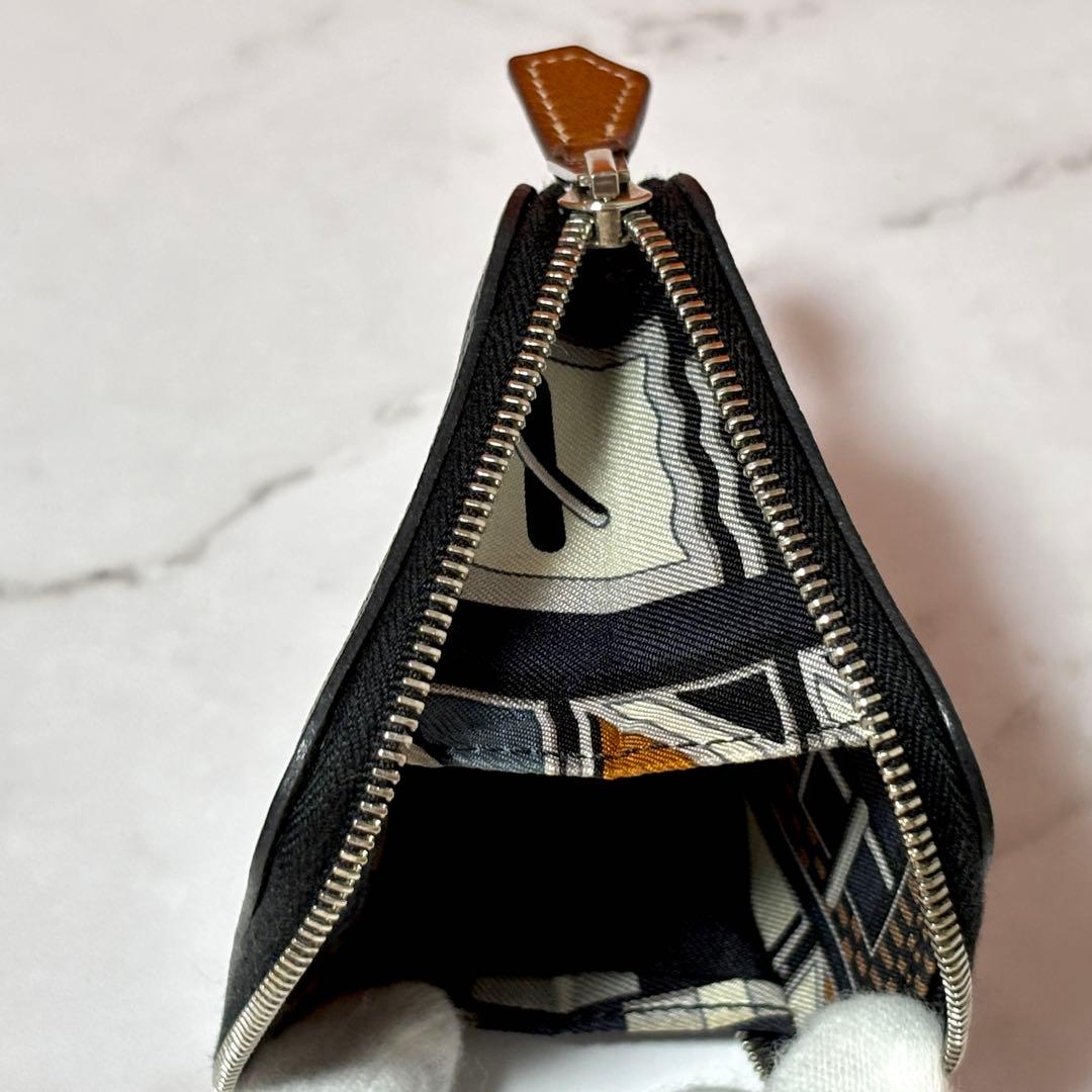 美品✨ エルメス アザップシルクイン コンパクト ケース 黒 O刻印 箱付