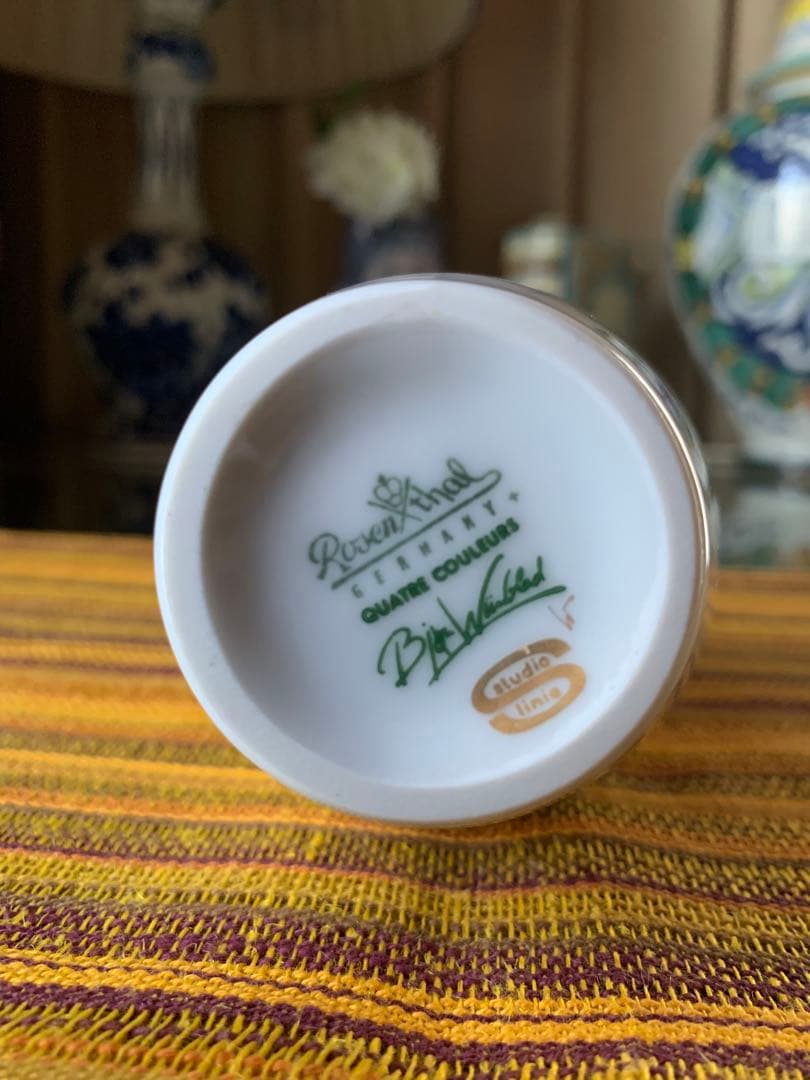 ビヨンヴィンブラッド　ビンテージ・ローゼンタール白磁に金彩蓋物・花瓶セット！