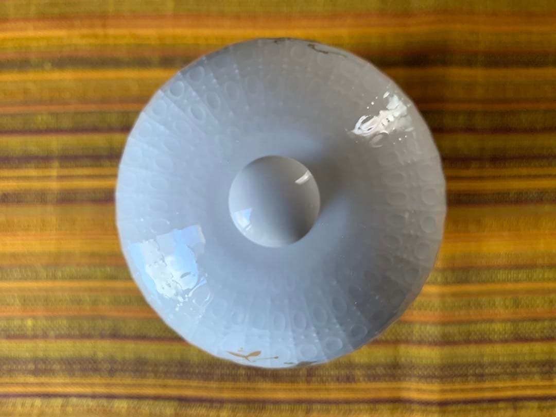 ビヨンヴィンブラッド　ビンテージ・ローゼンタール白磁に金彩蓋物・花瓶セット！