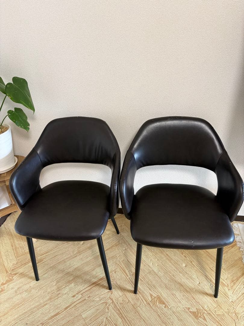 タンスのゲン椅子1脚のみ