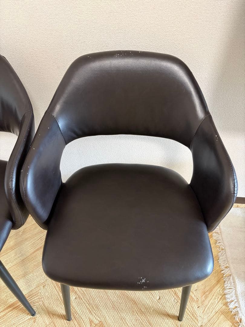 タンスのゲン椅子1脚のみ