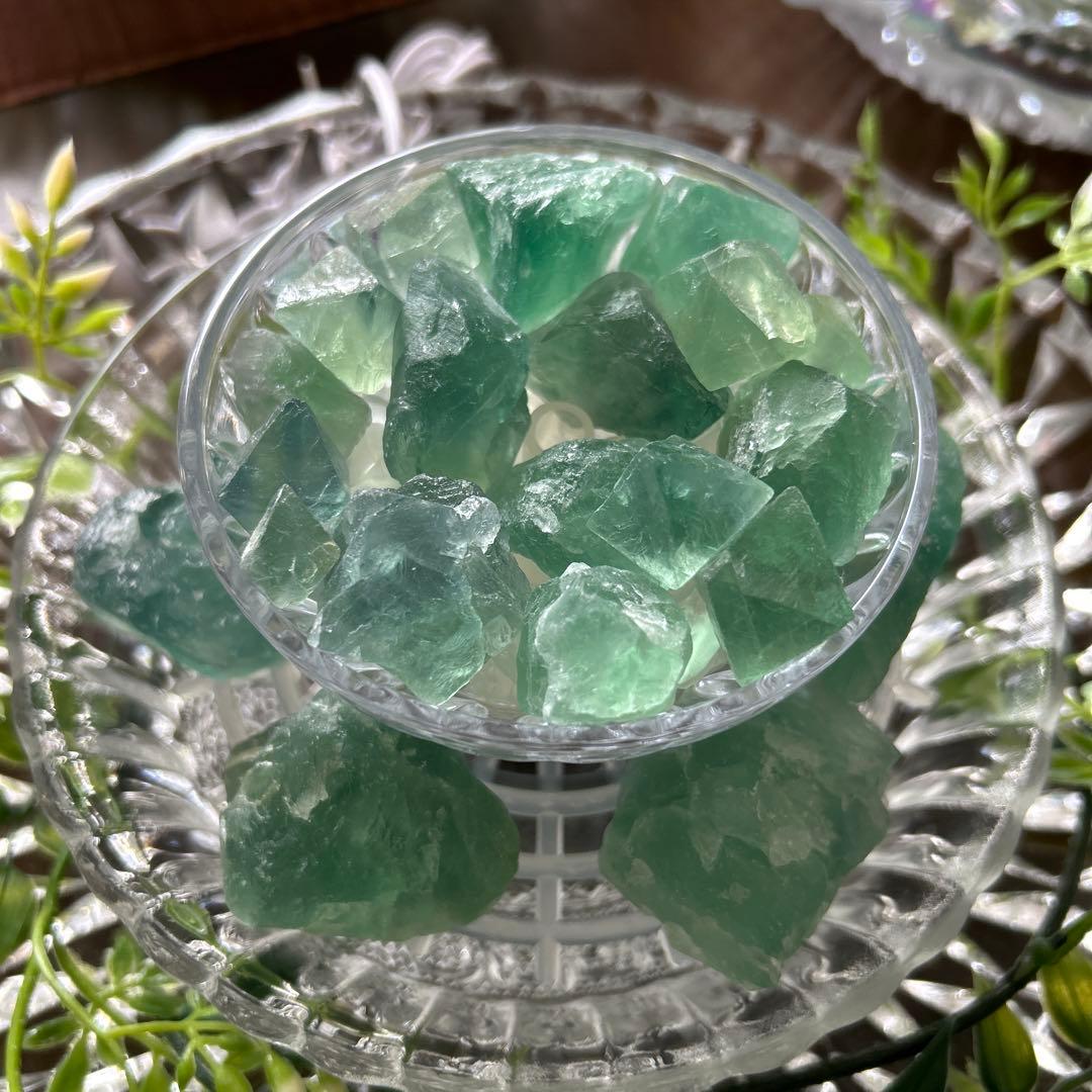 ✨破格✨絶品‼️フローライト⭐︎噴水⭐︎天然石⭐︎ファウンテン⭐︎風水⭐︎癒し⭐︎水流⭐︎レア