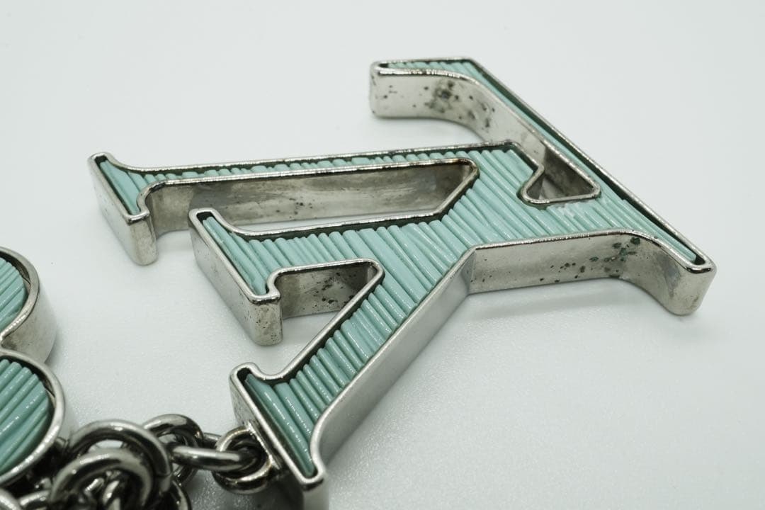 最終値下げLVビジュー サック フルール ドゥ エピバッグチャーム/キーリング