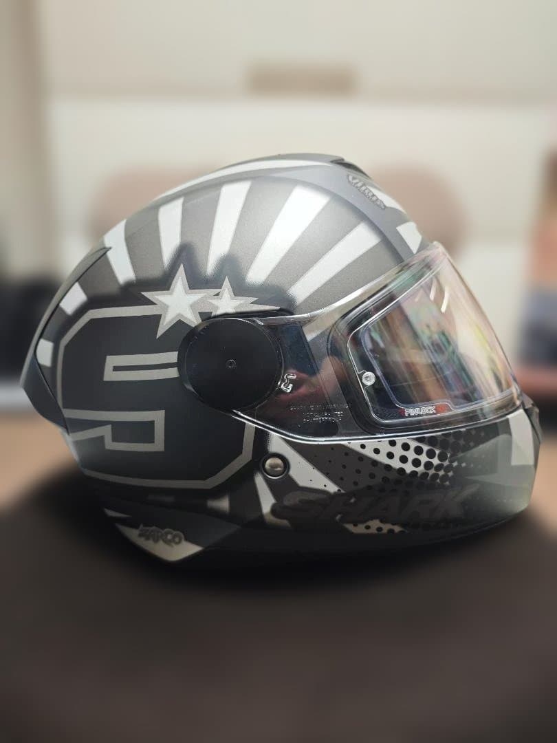 美品✨SHARK フルフェイスヘルメット ストライプ柄