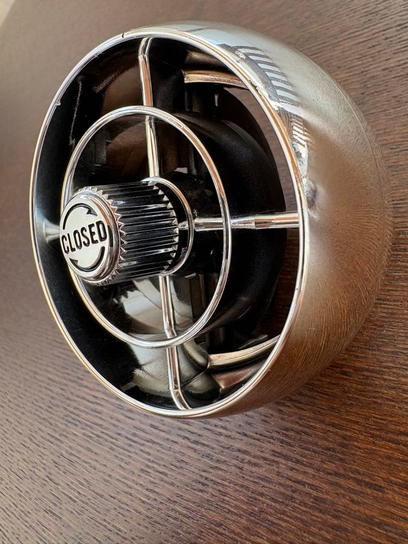 （美品）新型ジムニー　バスエアコン吹き出し口　レトロ　シエラ　JB64 JB74