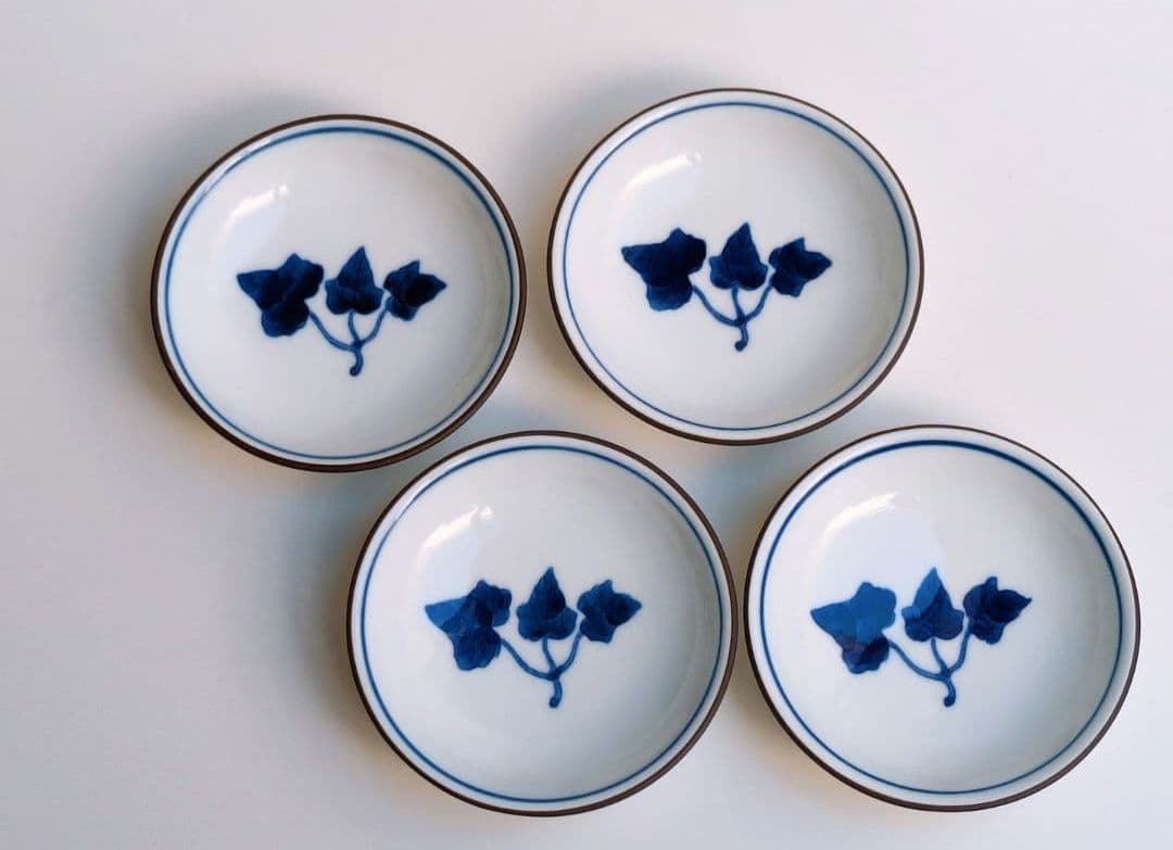 希少　深川製磁　百年庵　絵変草葉模様　小皿　４枚