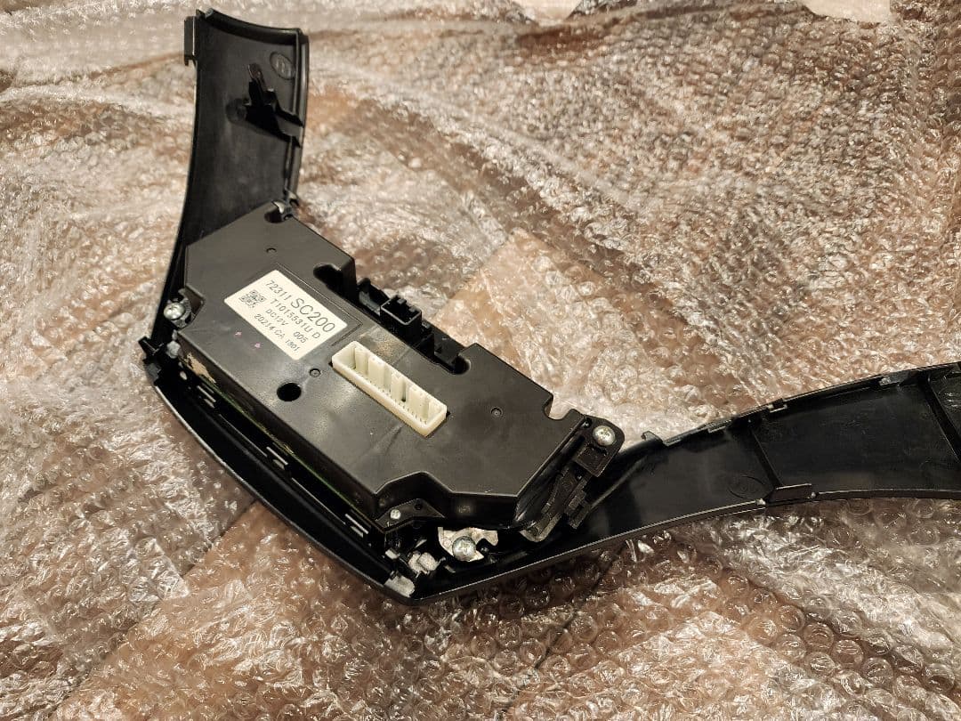 【専用】フォレスター DBA-SH5　エアコンスイッチパネル