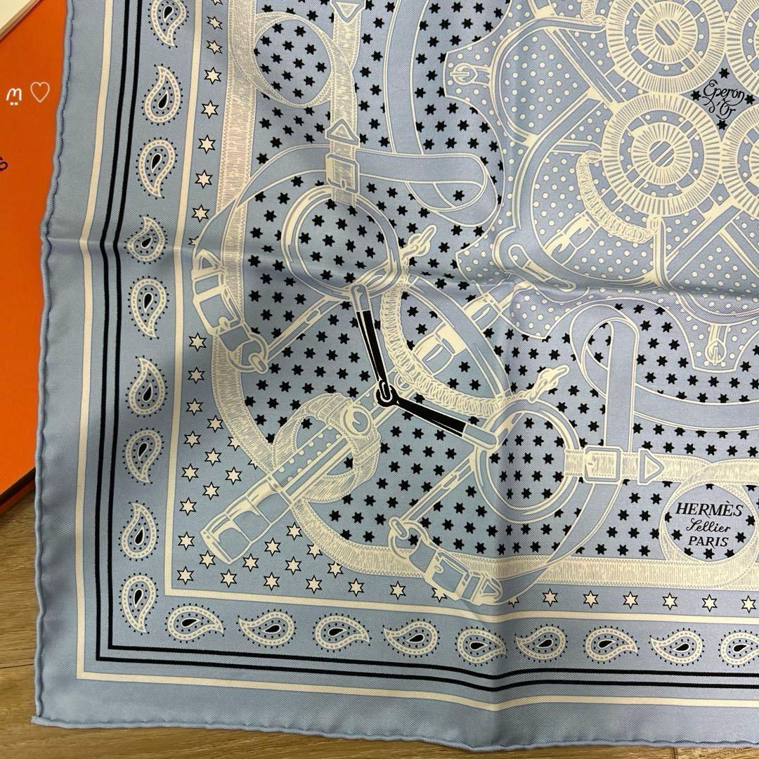 HERMESエルメス　カレ55　エプロンドールバンダナ　バンダナ柄シルクスカーフ
