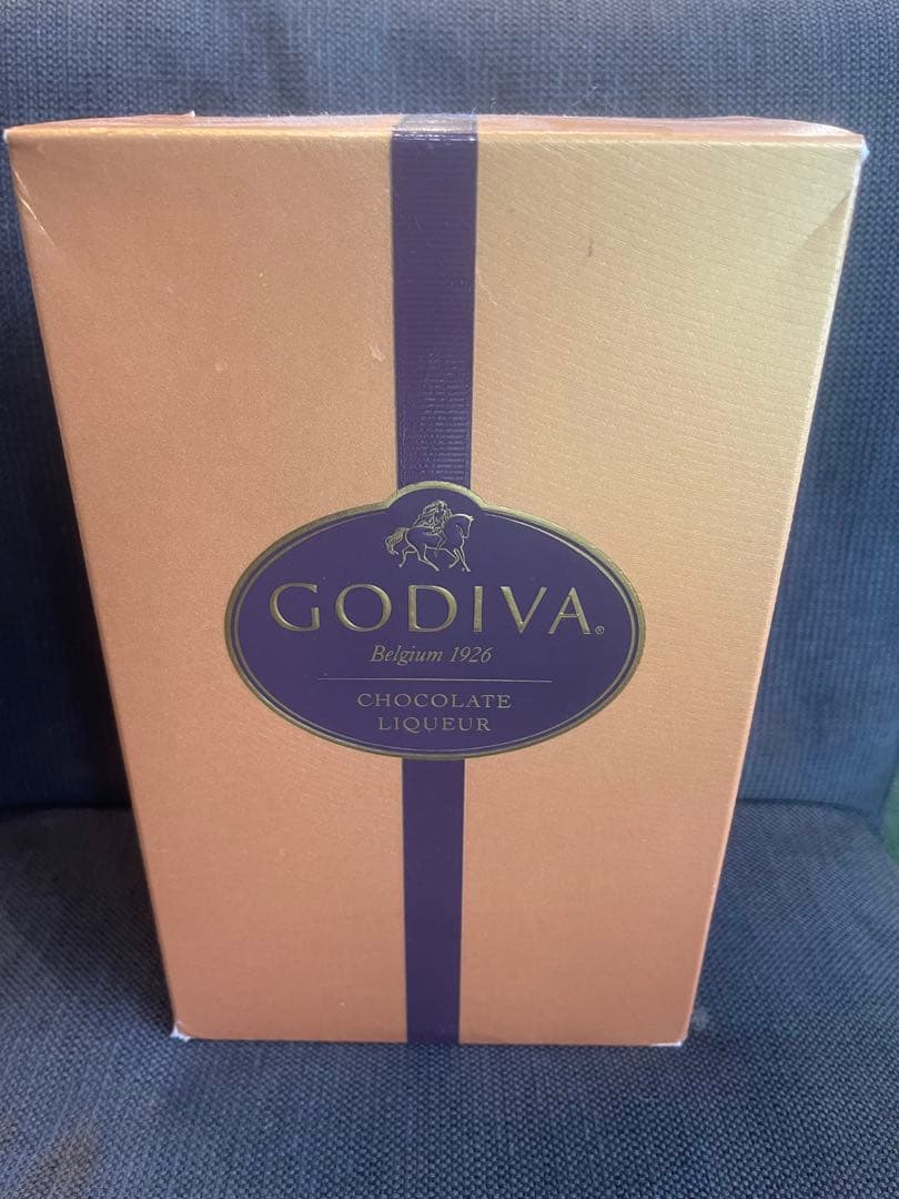 GODIVA チョコレートリキュール ギフトボックス入り750ml 箱に傷あり