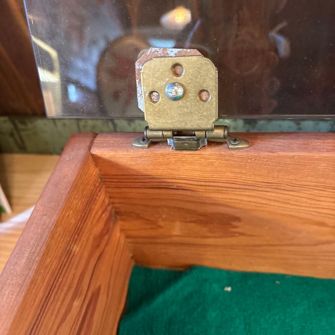 アンティーク　ショーケース　コレクション　ケース　ディスプレイ