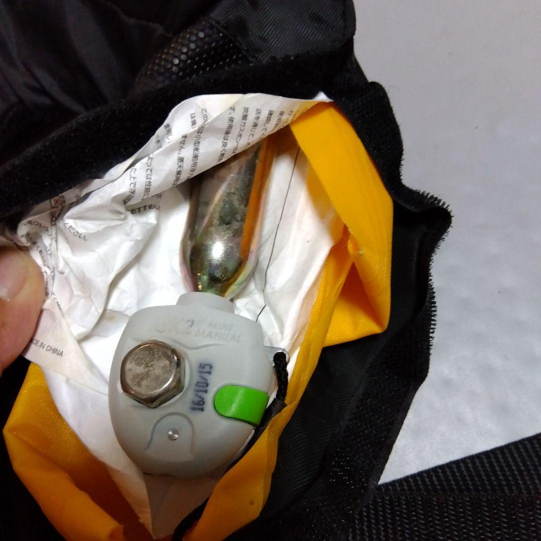 VARNAS 黒 ライフジャケット