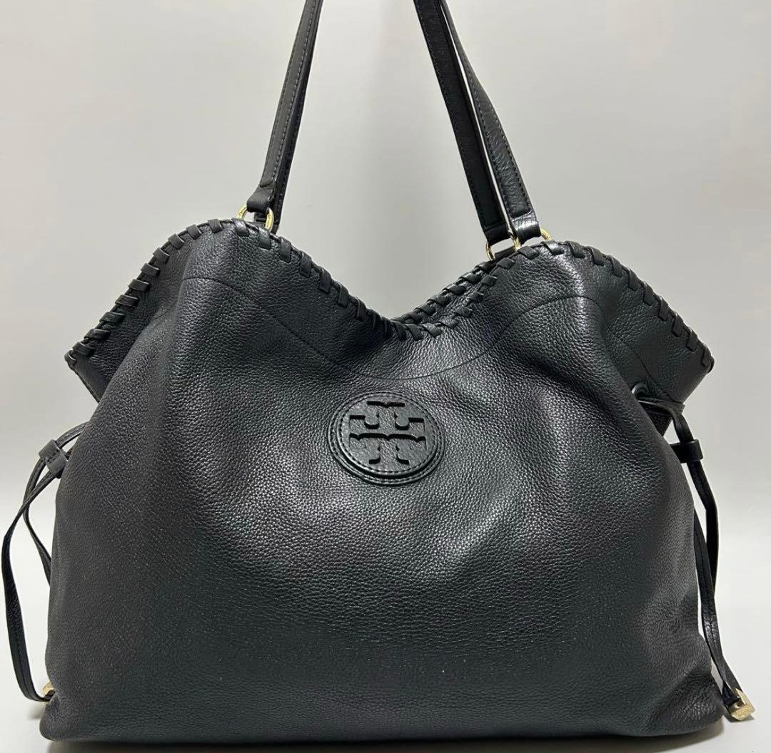 Tory Burchブラックレザートートバッグ 編み込みデザイン