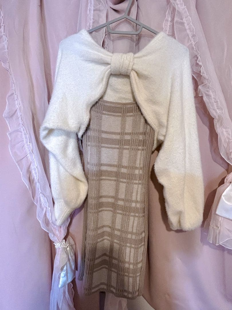 LIP SERVICE リボンフェザーアンサンブル