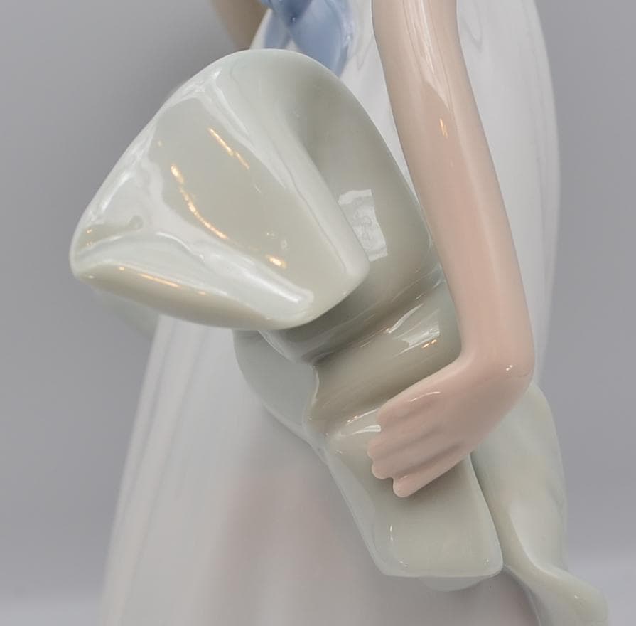 空中散歩　＃1343　★NAO・リヤドロ　スペイン　ポーセリン　箱付き　絶版