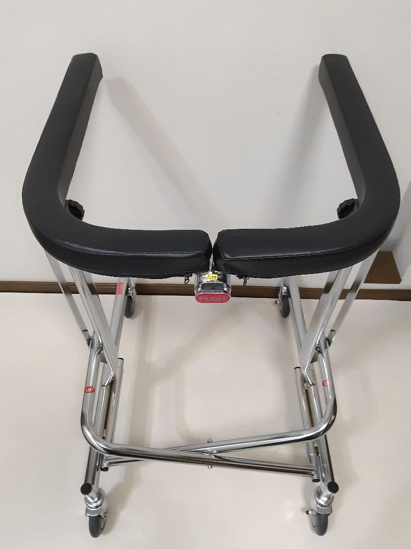 屋内歩行器　アルコーDX　デラックス　星光医療器製作所　動作良好　送料無料