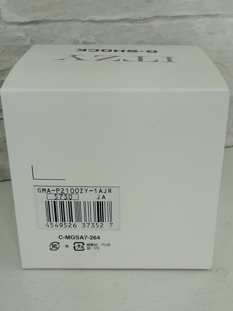 G-SHOCK　ITZYコラボレーション　　中古美品