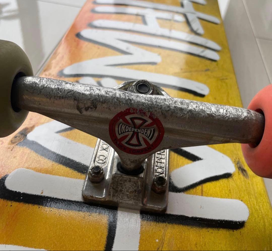 送料込 カスタム多数スケートボード コンプリート デッキ8.0