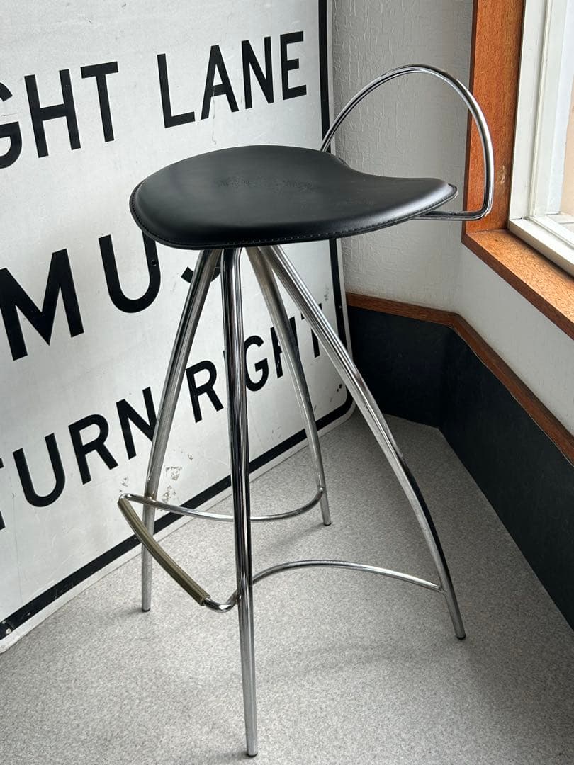 cattelan italia カッテランイタリア　カウンターチェア　椅子 　黒