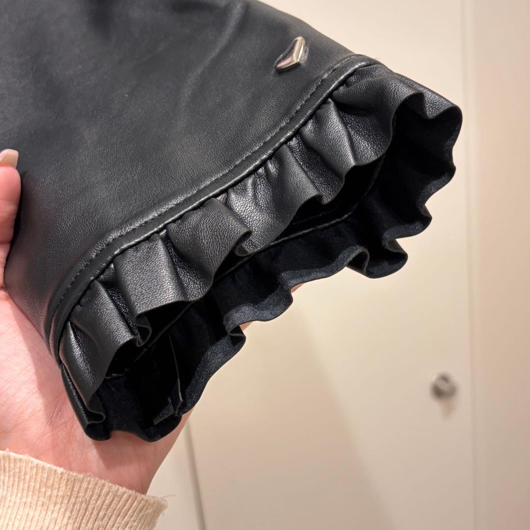 pium フリル付きブラックレザージャケット 美品