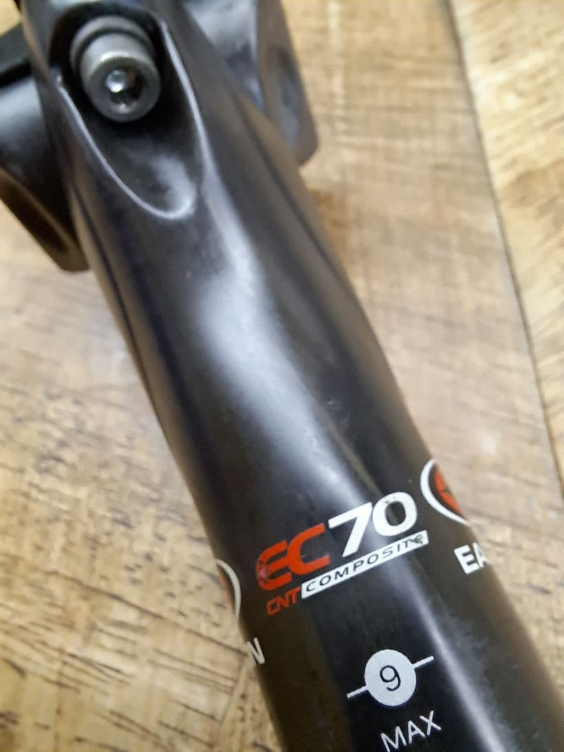 中古 Easton EC70 CNTカーボンシートポストΦ27.2