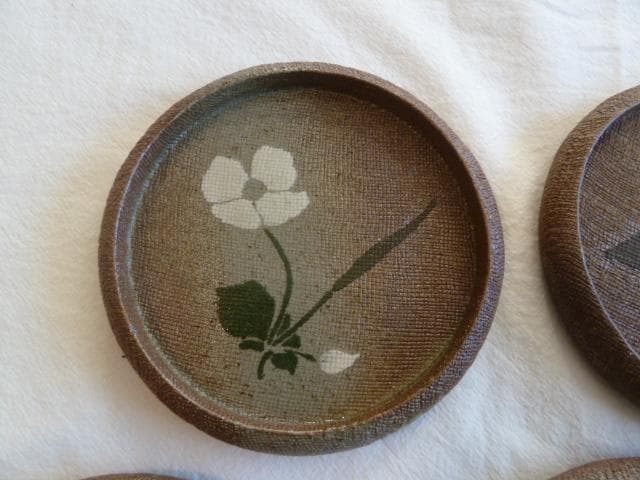 【新品】直径約13cm 小皿 花文皿 　5枚　手書き