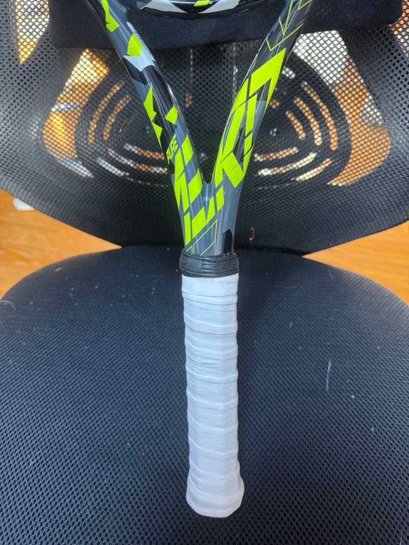 バボラ Babolat ピュア アエロ PURE AERO 美品。