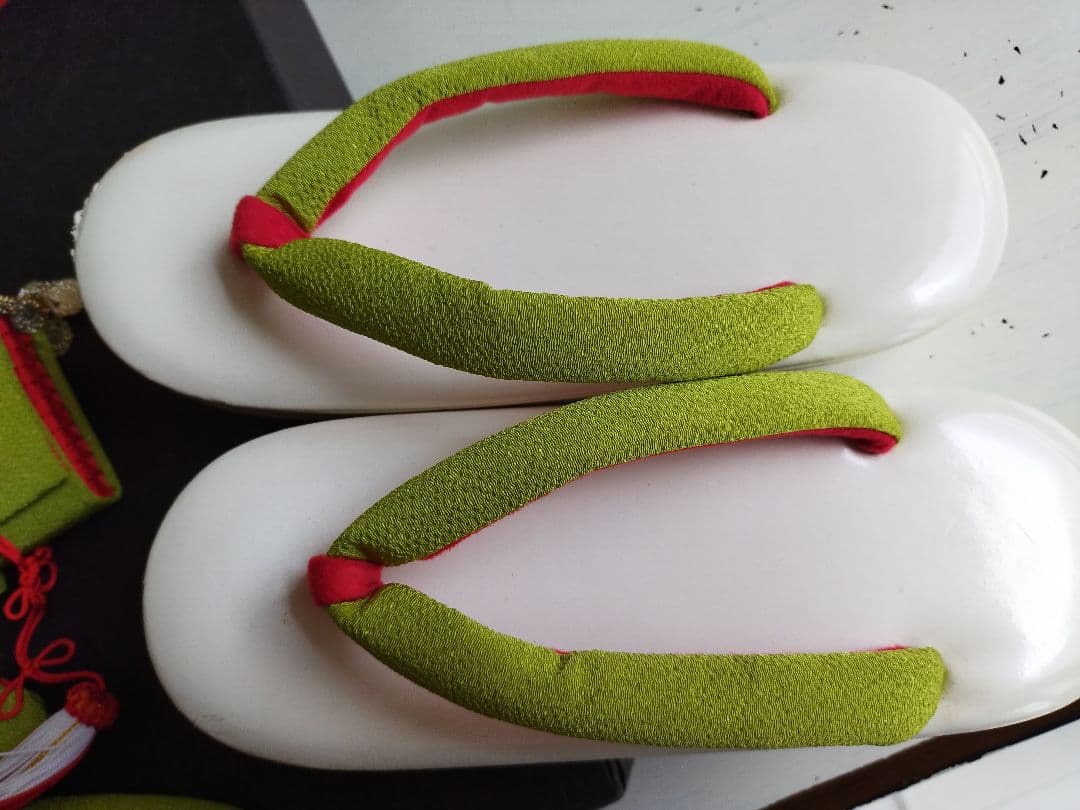 専用です☆上級品☆抹茶　縮緬　刺繍　作り帯と筥迫セット