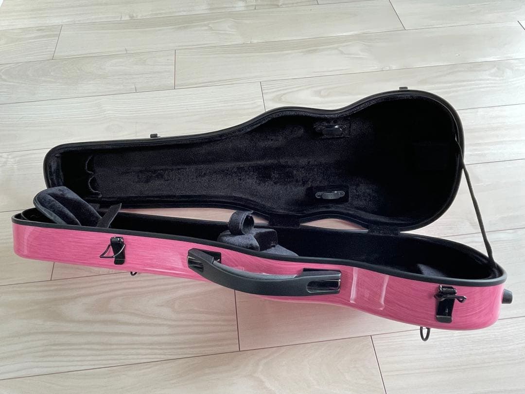 バイオリンケース（分数バイオリン 1/4、1/2対応）