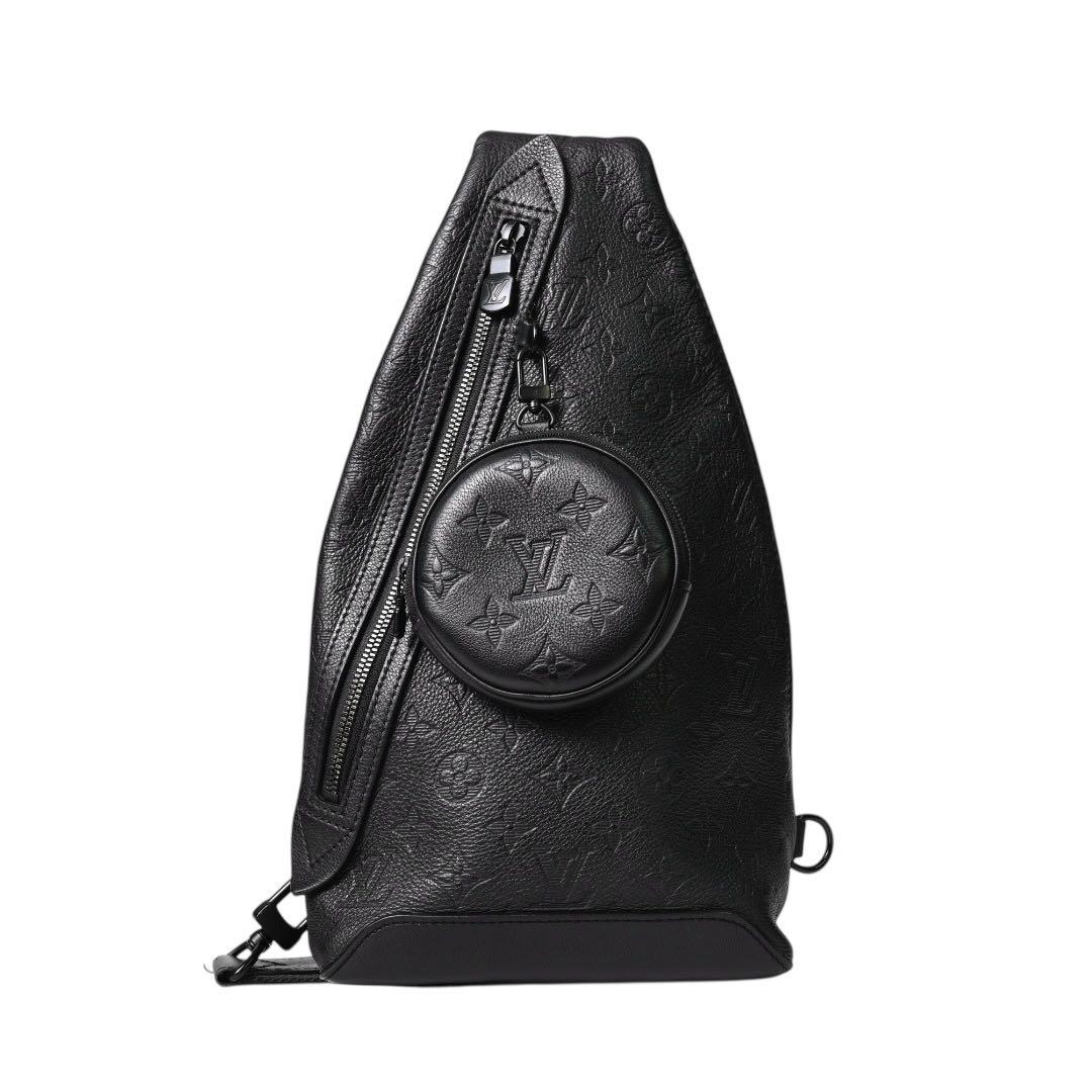 【新品同様】ルイヴィトン　モノグラム　シャドウ　ボディバッグ　スリングバッグ　黒