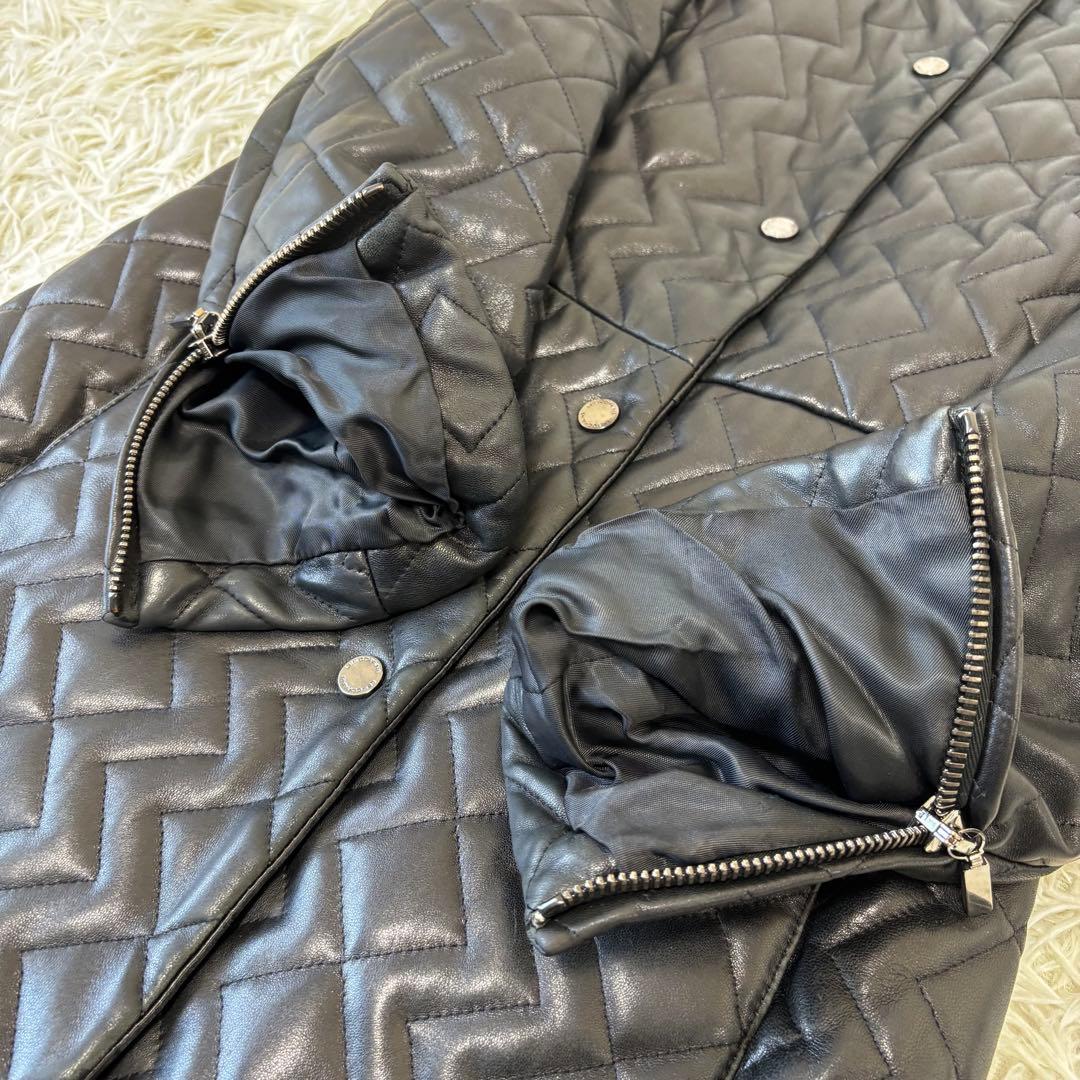 LesCopains✨キルティングレザーコート　 Aライン　刻印ボタン　L 総柄