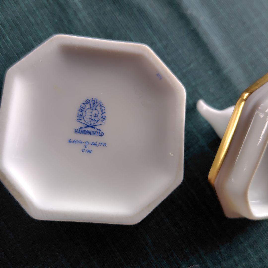 HEREND　ウィーンの薔薇　猫　八角形小物入れ