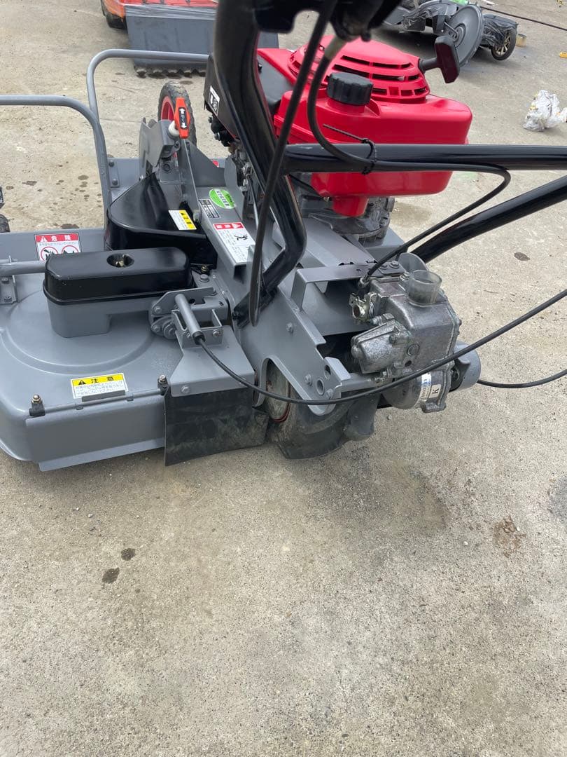 ハーフクンが購入しました、共立 自走式二面刈　畦草刈機 ウイングモア AZ660