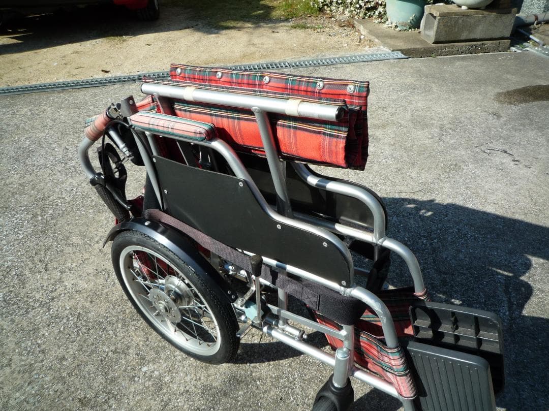 介助用車椅子 　幅広座面50cm　 希少品　 (送料無料)