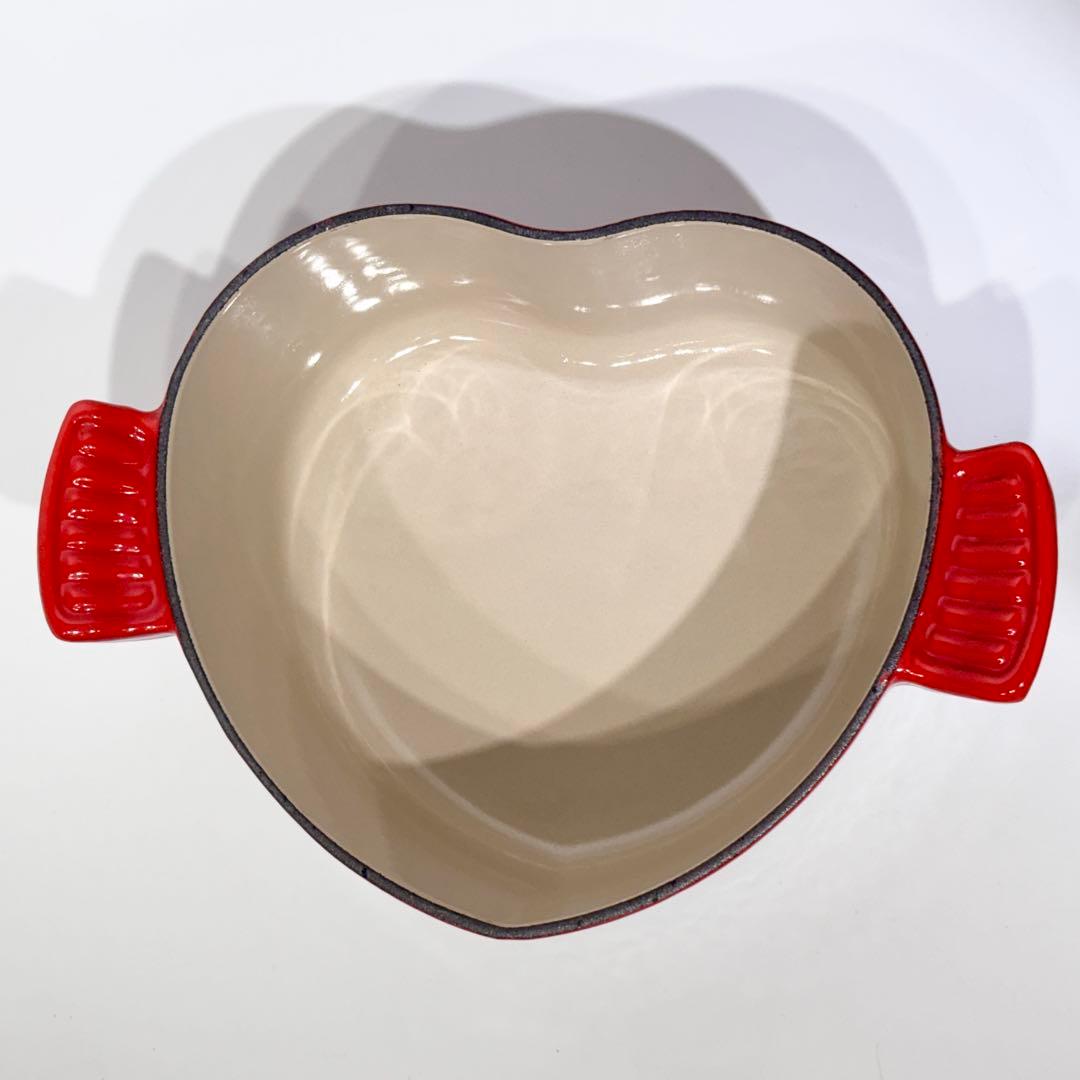 最終値下げ！新品・未使用品！LE CREUSET ハート型 両手鍋 レッド