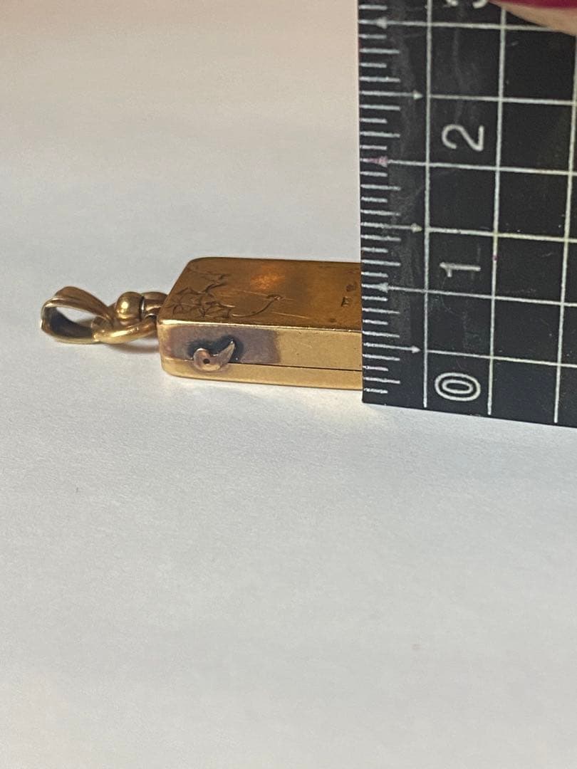 K18 ペンダントトップ　ロケットペンダント　印鑑