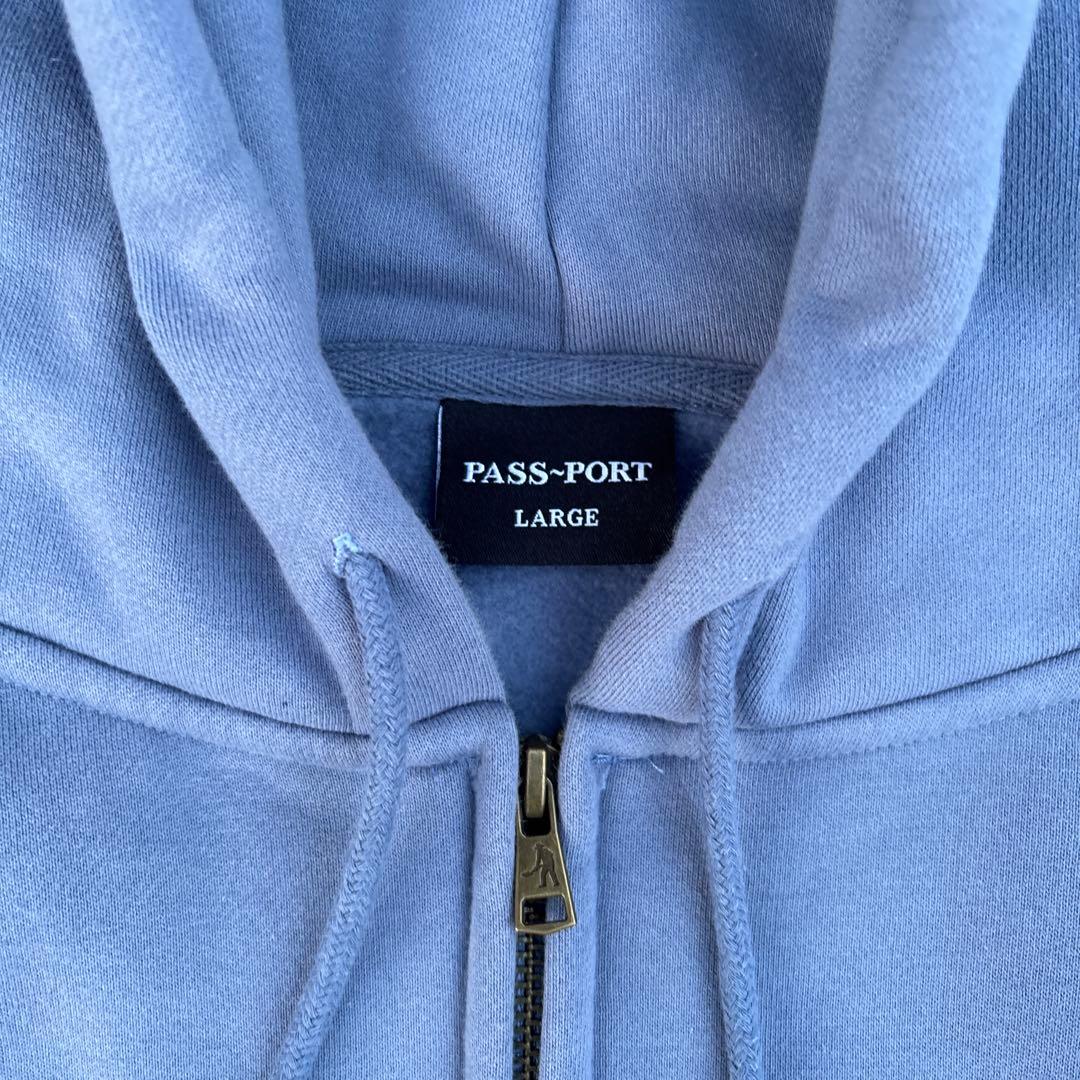 PASS-PORT ライトブルーパーカー L