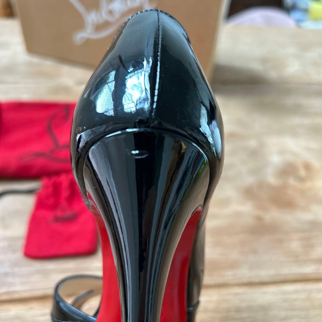 クリスチャンルブタン 35 1/2 エナメル