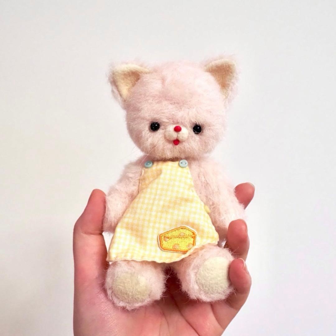 かわいいピンク色の仔猫 ぬいぐるみ アーティストベア 海外作家様 ハンドメイド