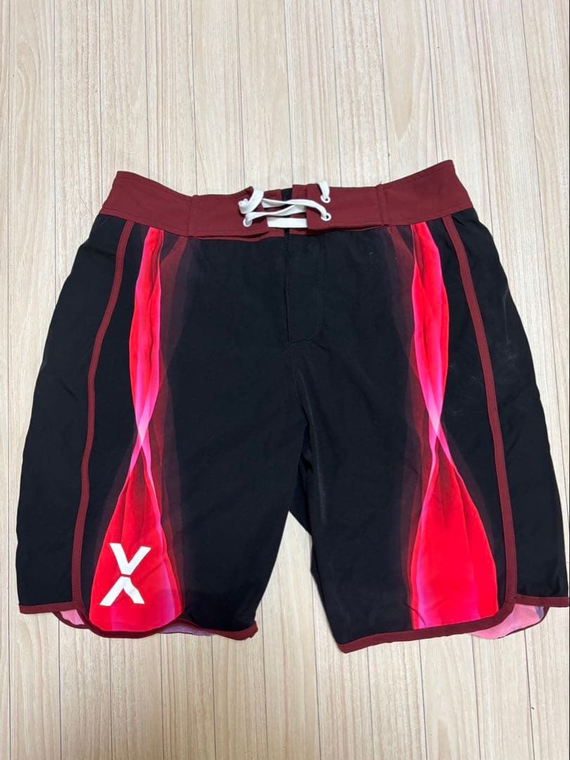 AII様4/1 VEATM M サーフパンツ ビートム　フィジーク