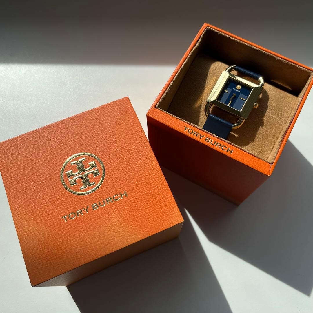 美品 TORYBURCH 腕時計 ブルーレザーストラップ TORYBURCH時計