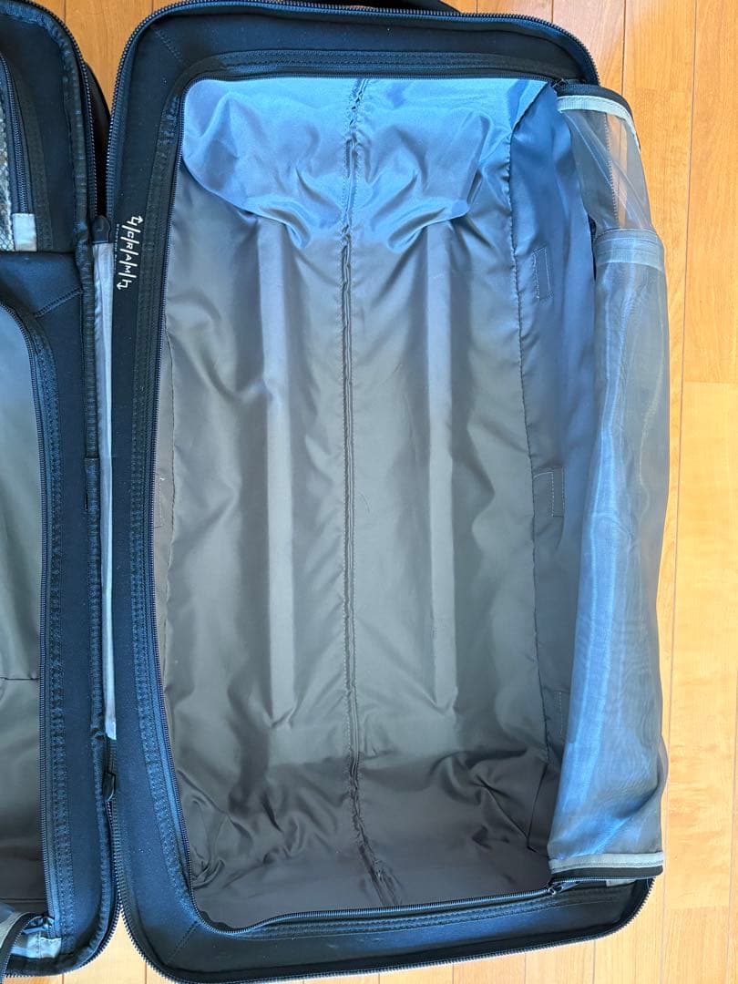 Burton Wheelie Double Deck 86L キャリーケース