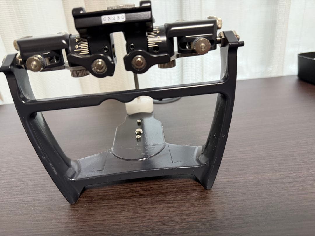 咬合器(半調節性、平均値)、フェイスボウ(プロアーチⅢEGセット)