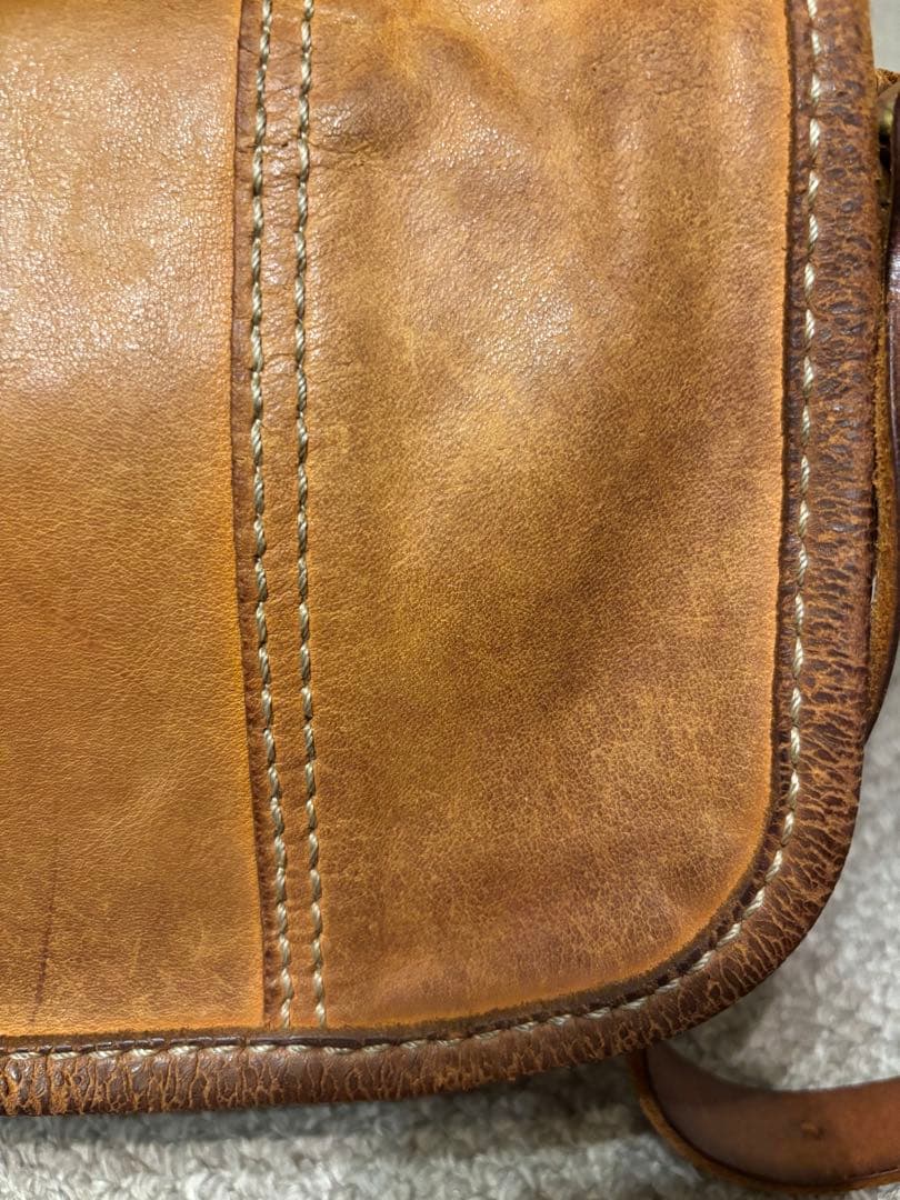 HERZ ヘルツ　メッセンジャーバッグ（ショルダーバッグ）　男女兼用　本革