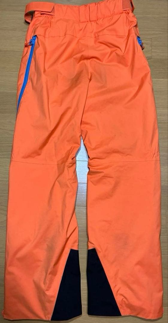 値下げ! ゴールドウィン GOLDWINスキーウェア上下Sサイズ クリーニング済