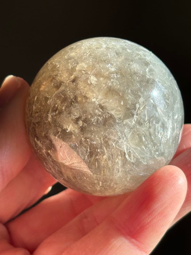ブラジル産　プラシオライト　瑪瑙共生　グリーンアメジスト　スフィア4.72cm