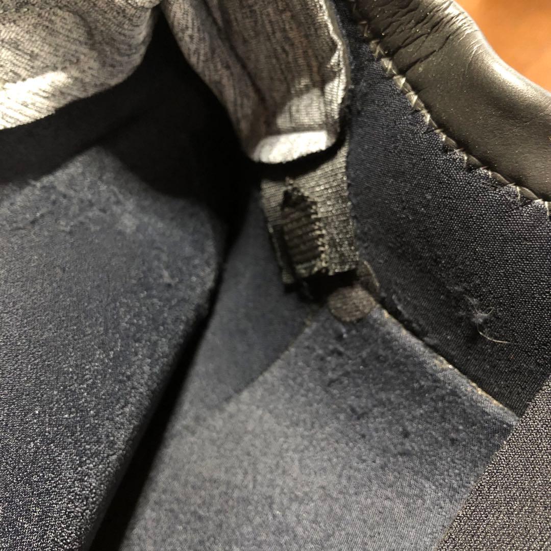 【Hele i Waho（ヘレイワホ）】ウェットスーツ（Ｍ）