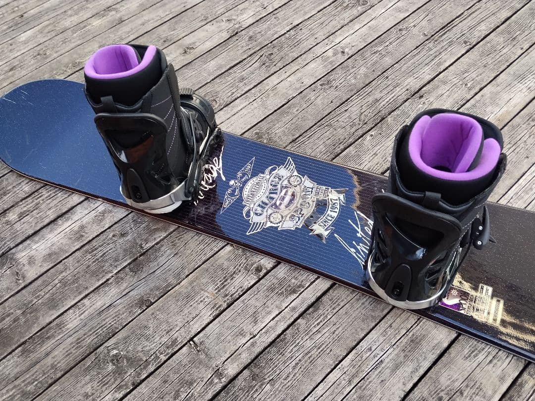 ジュニアスノーボード3点セット SPOON 135 ビン BOAブーツ 23.5